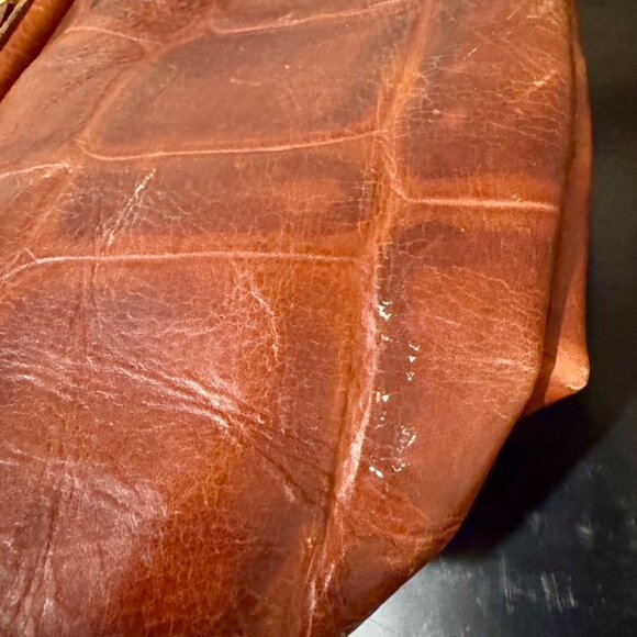 Bally Vintage Embossed Crocodile Chestnut Tan Leather Drawstring Bucket Handbag - Picture 13 of 16